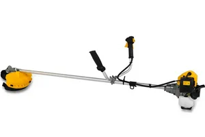 Триммер бензиновый Champion T444S-2, 1600 Вт  нож, леска, состоит из 2 частей