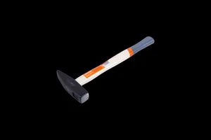 Молоток с деревянной рукояткой Кратон 0,40 кг