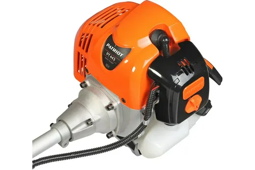 Триммер бензиновый PATRIOT PT 443, 1800 Вт  нож, леска, состоит из 2 частей