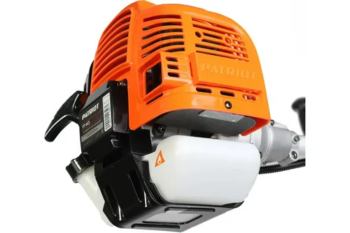 Триммер бензиновый PATRIOT PT 443, 1800 Вт  нож, леска, состоит из 2 частей