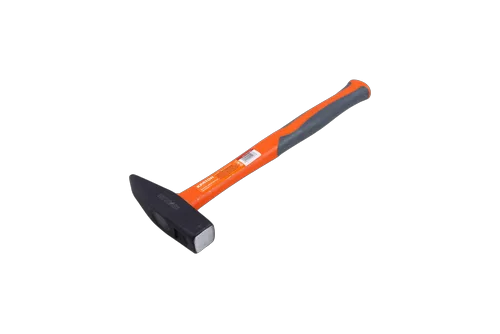 Молоток с фиберглассовой обрезиненной рукояткой Кратон 0,50 кг