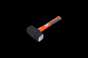 Кувалда c фиберглассовой обрезиненной рукояткой Кратон 1,5 кг