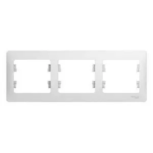 Рамка GLOSSA 3-постовая, БЕЛЫЙ