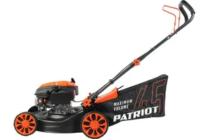 Газонокосилка бензиновая PATRIOT PT 400  (2,57кВт, ширина скащивания 41 см, травосборник 45 л)