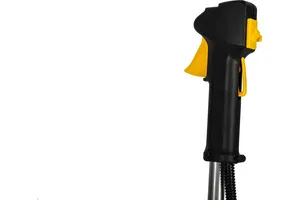 Триммер бензиновый Champion T523S-2, 1400 Вт  диск, леска, состоит из 2 частей