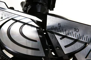 Пила торцовочная ВИХРЬ ПТ-255Л