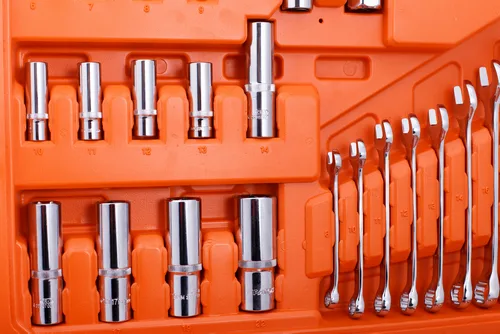 Набор инструментов Кратон TS-07 1/2"+1/4" 130 пр