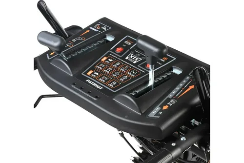 Машина снегоуборочная бензиновая PATRIOT Сибирь 57 7,0 л.с обогрев, фара. 