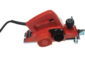 Рубанок MAKITA MT M1902, 500Вт,16000об\м,ширина-82мм,глуб-1мм,2.7кг,кор