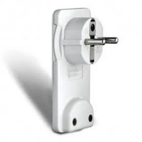 Вилка-невидимка Универсал с/з черная 16А 250В