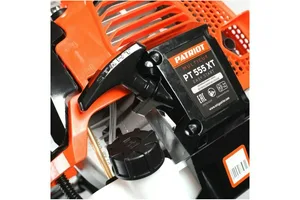 Триммер бензиновый PATRIOT PT 555 XT, 2100 Вт, диск  нож, леска, состоит из 2 частей