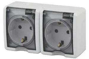 Розетка ЭРА Эксперт 2-ая накладная белая с з/к с крышкой, 11-2403-01, 2х2P+E IP54