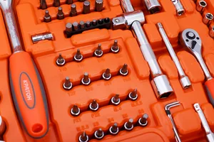 Набор инструментов Кратон TS-07 1/2"+1/4" 130 пр