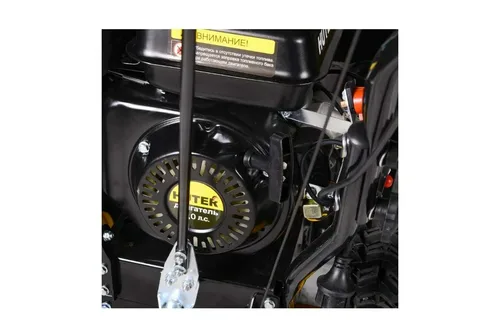 Машина снегоуборочная бензиновая Huter SGC 4800E