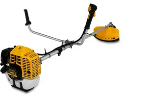 Триммер бензиновый Champion T444S-2, 1600 Вт  нож, леска, состоит из 2 частей