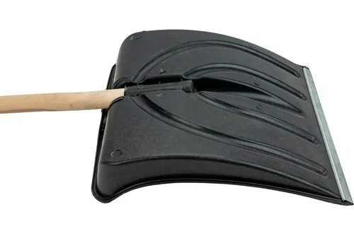 Лопата снеговая РемоКолор пласт., дер. черенок, 385х380мм.