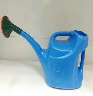 Лейка  8л. п/э, с рассеивателем