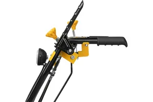 Машина снегоуборочная бензиновая DENZEL SWB-600 7л.с., фара, с функц. подметания