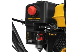 Машина снегоуборочная бензиновая DENZEL SWB-600 7л.с., фара, с функц. подметания