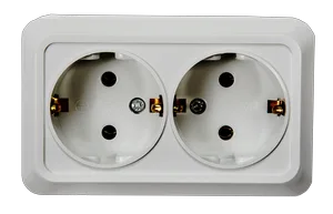 Розетка BOLLETO 2-ая накладная с заземл. белая 7128 IN HOME