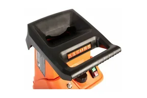 Измельчитель PATRIOT SE24, 2400ВТ, 40мм, 4050 об/мин, сумка 50л