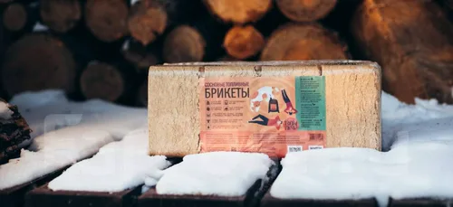 Топливные брикеты "Сосновая линия", хвоя, 10 кг (упаковка 12 шт.)