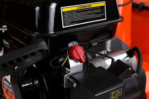 Машина снегоуборочная бензиновая Кратон GSB-6,5SV-EL