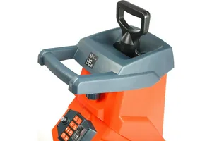 Измельчитель PATRIOT SE26, 2600Вт, 40мм, 4500 об/мин, пластик бак 50л