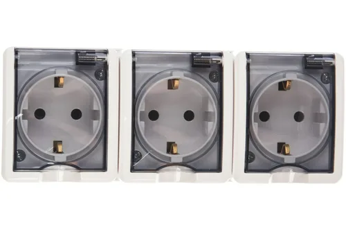 Розетка ЭРА Эксперт 3-ая накладная белая с з/к с крышкой, 11-2405-01, 3х2P+E IP54