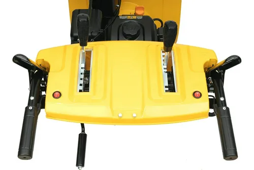 Машина снегоуборочная бензиновая DENZEL SBM 610S PRO 7л.с., эл.старт, обогрев, фара